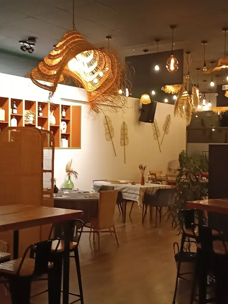 Yuliya MARTELLO_L'Arvi_Arbin_review