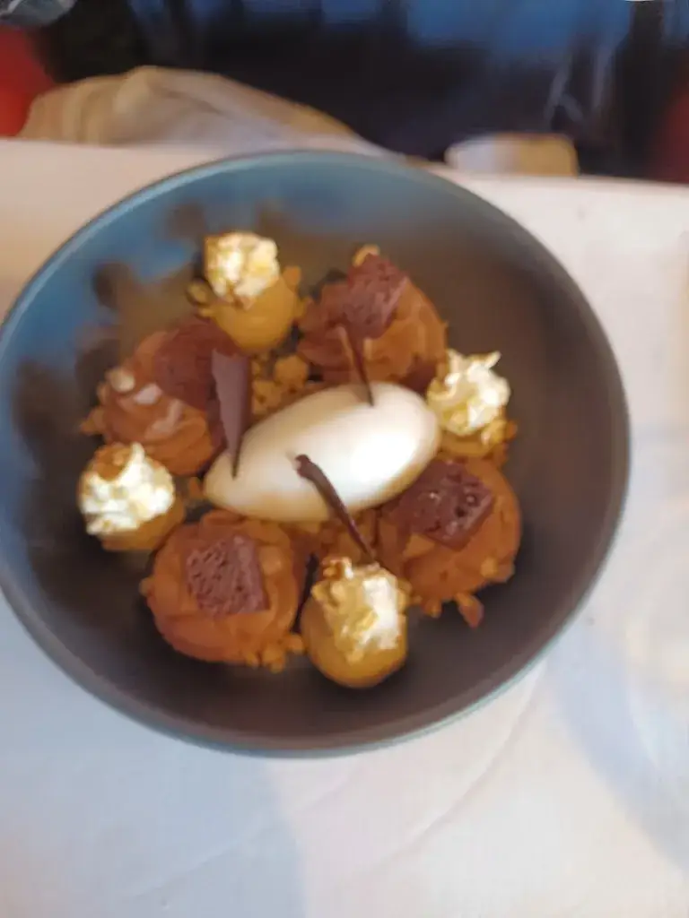 yann hermon_Au retour du Marché_Plaine-sur-Mer_review