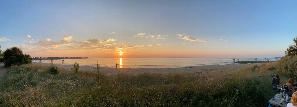 Hajni Dénes_O'beurre d'Huîtres_Plaine-sur-Mer_review