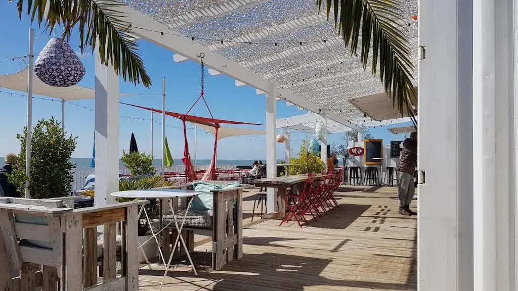 Le Papagayo_Pornic_slider_image_1