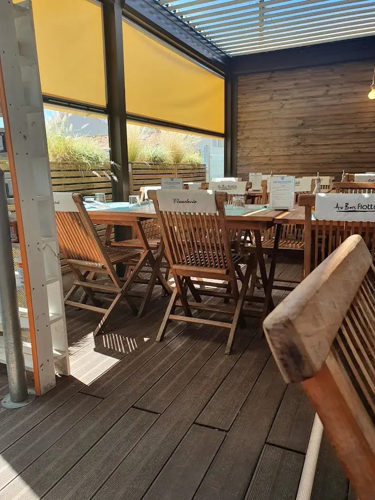 Au Bois Flotté restaurant in Saint-Michel-Chef-Chef