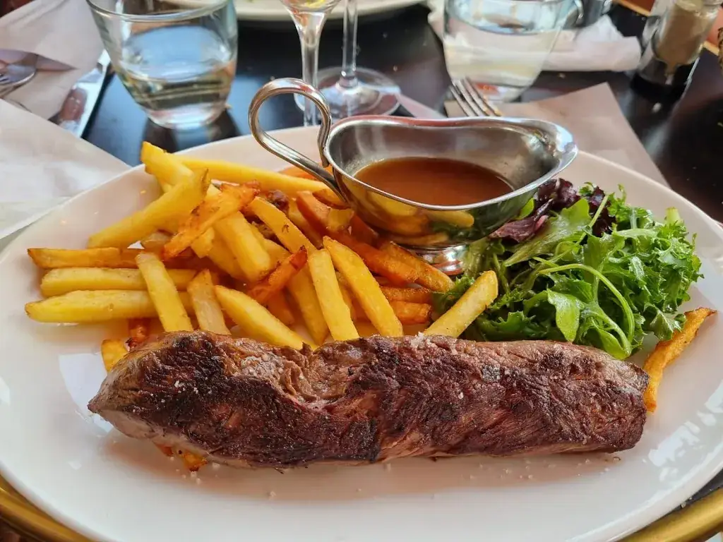 Thamaris Tharon-Plage_Saint-Michel-Chef-Chef_slider_image_3