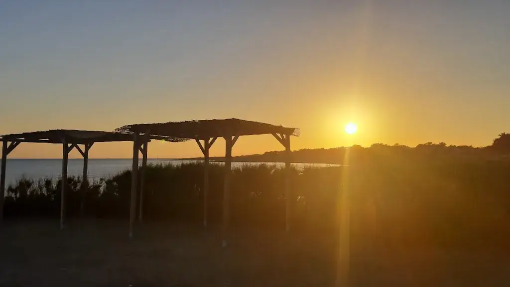 La cabane Huîtres&Co_Préfailles_slider_image_3