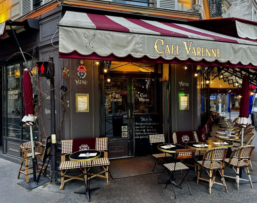 Café Varenne_Paris_slider_image_1