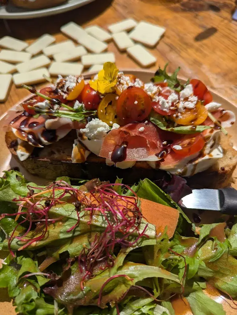 Manon Nazé_OSIA Brunch / Bar_Tranche-sur-Mer_review