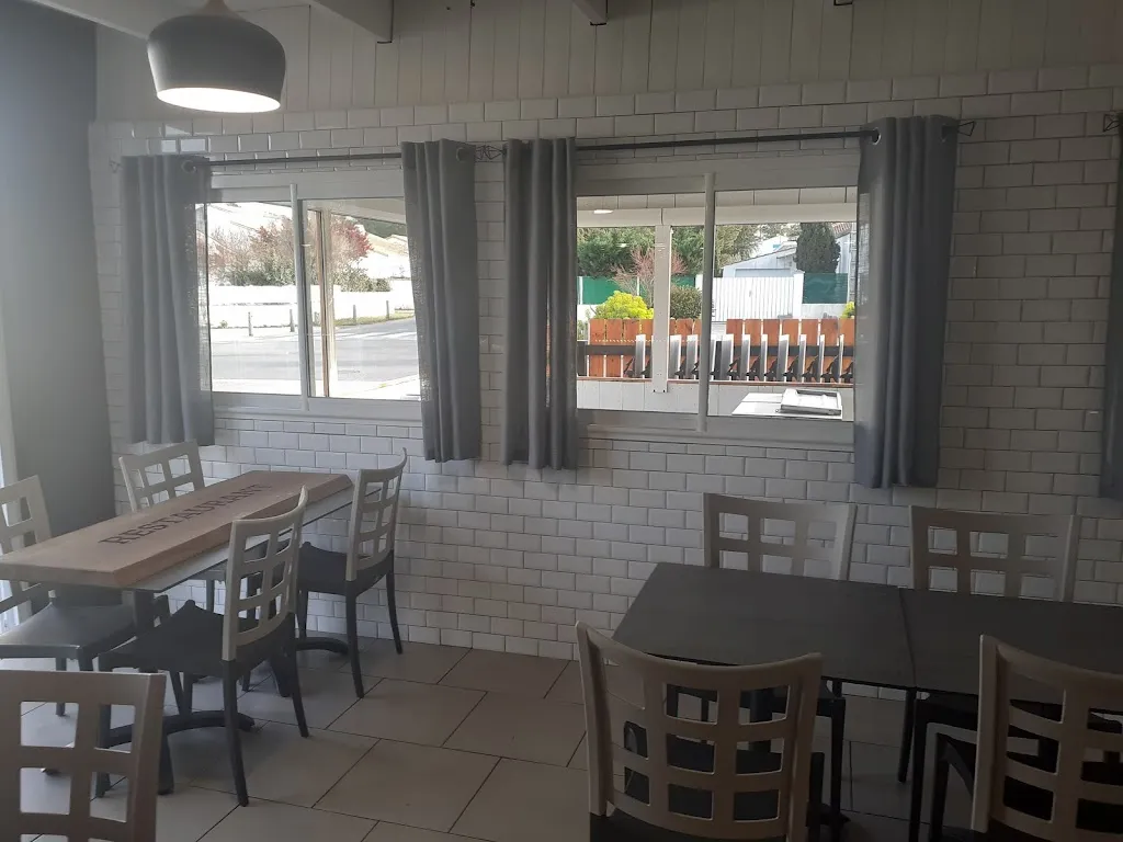 La Cabane restaurant in Tranche-sur-Mer