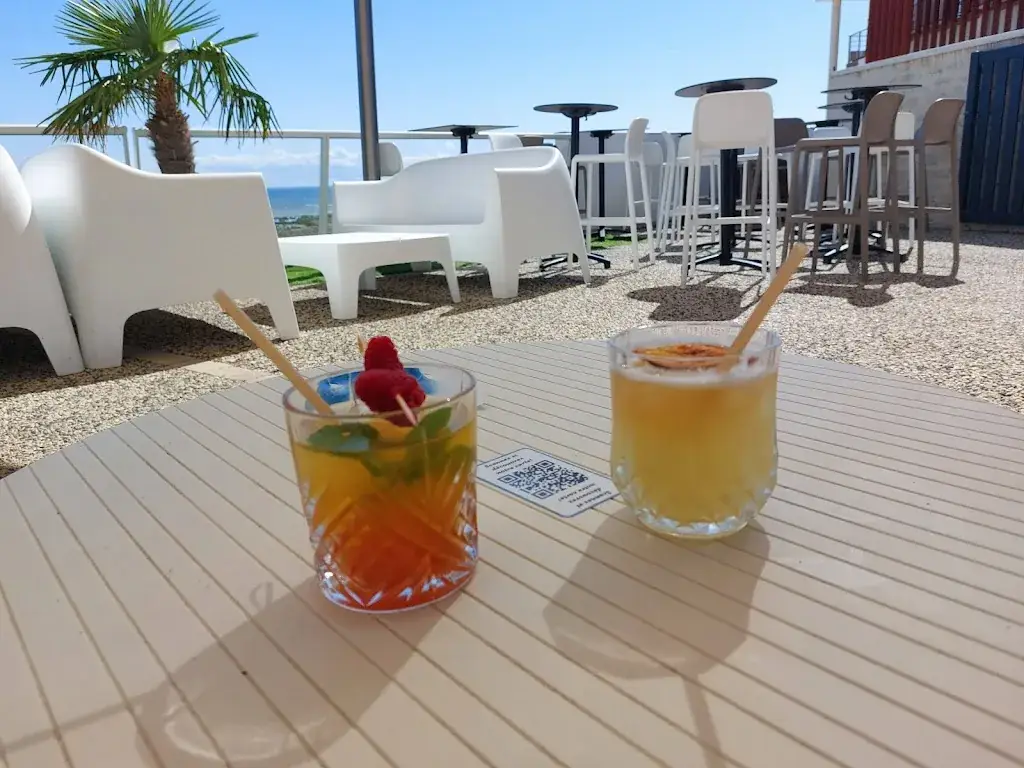 Tom De Bock_La Villa - Bar Resto' Lounge_Tranche-sur-Mer_review