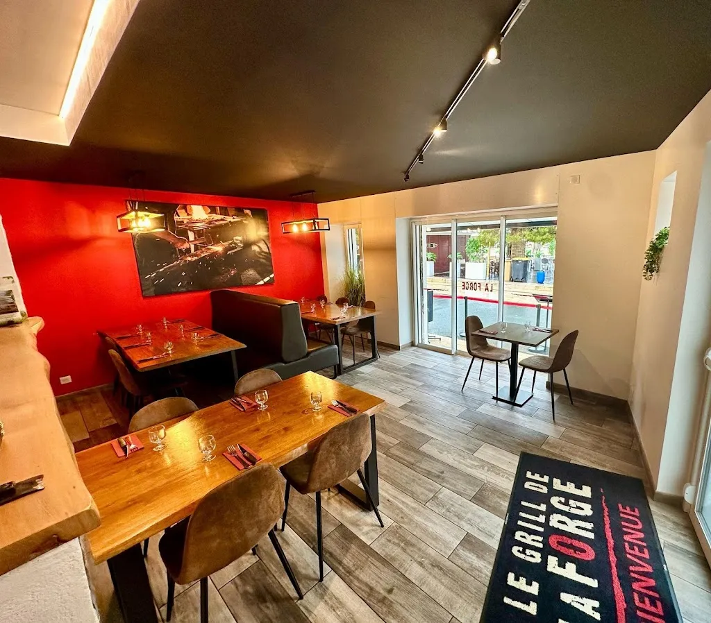 Le Grill De La Forge restaurant in Tranche-sur-Mer