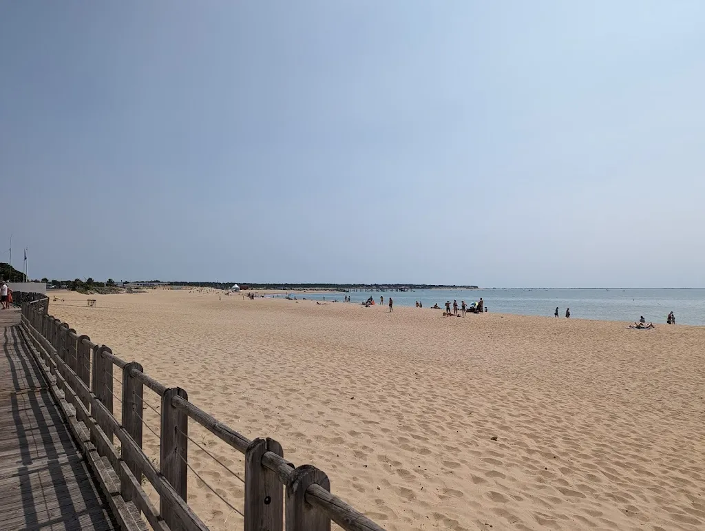 Spencer Heap_Bar L'Equipage_Tranche-sur-Mer_review