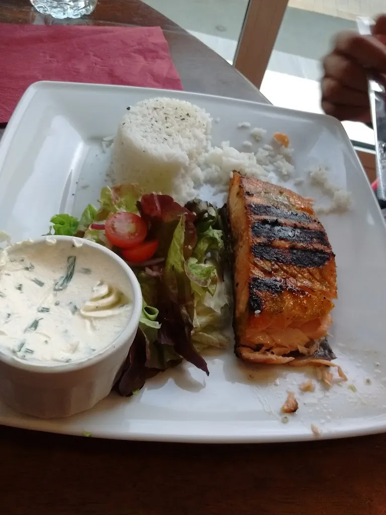 Gary Johnson_L'Etage_Tranche-sur-Mer_review