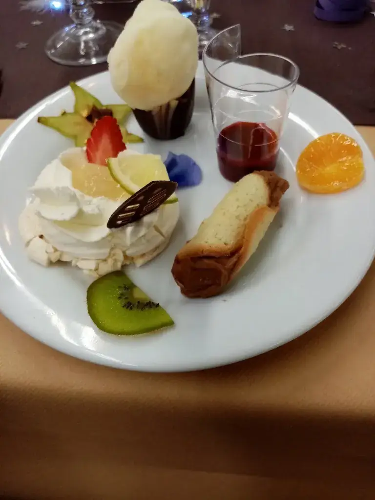 Le Complexe_Larchamp_slider_image_2