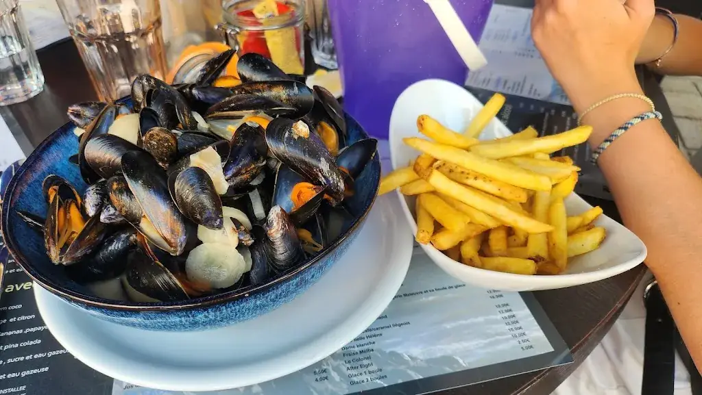 La Taverne des Pêcheurs_Turballe_slider_image_3