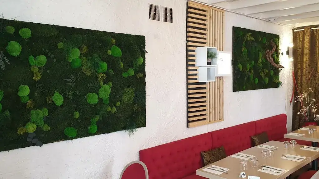 Restaurant LES SARMENTS restaurant in Turballe