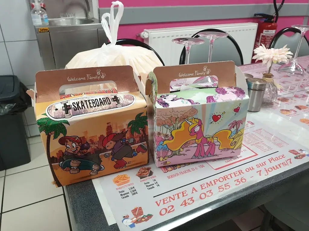 Milan kebab restaurant in Lassay-les-Châteaux