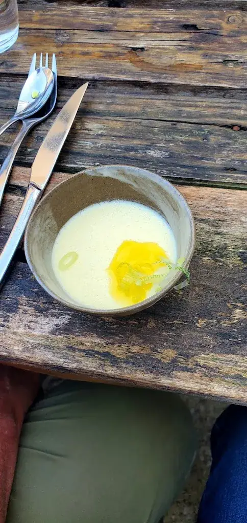 Arthur Herrera_Hotel Restaurant The 3 Pillars_Boupère_review