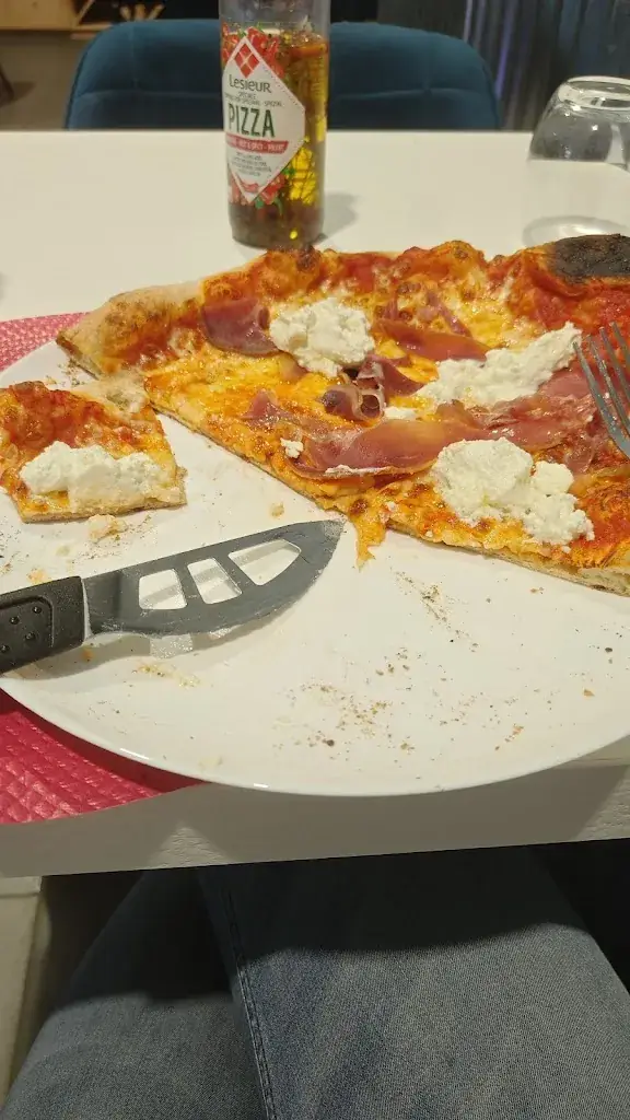 Marien Marceau_Les Buffets d'Olivier_Montmarault_review