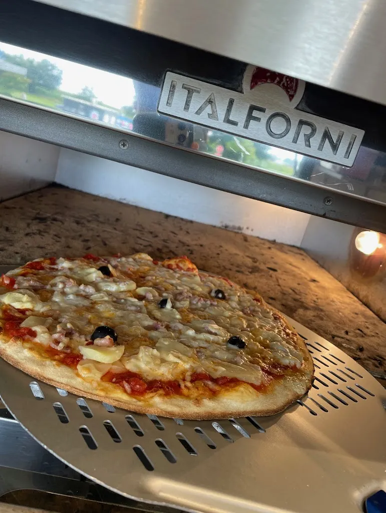 Menu_LE KIOSQUE A PIZZAS LE BOURGNEUF LA FORET_Bourgneuf-la-Forêt_immagine_6