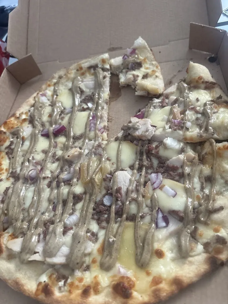 Maxime Gaudin_LE KIOSQUE A PIZZAS LE BOURGNEUF LA FORET_Bourgneuf-la-Forêt_recensione