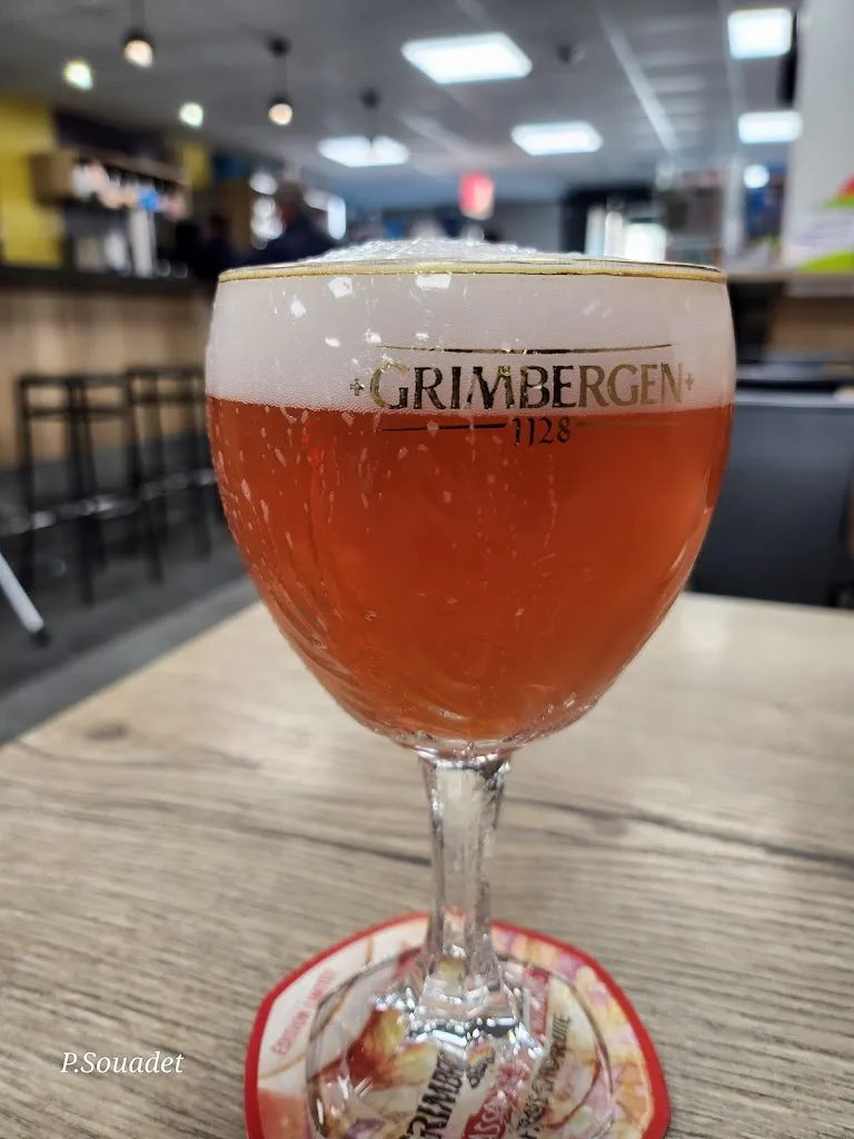 Café des Sports ristorante a Bourgneuf-la-Forêt