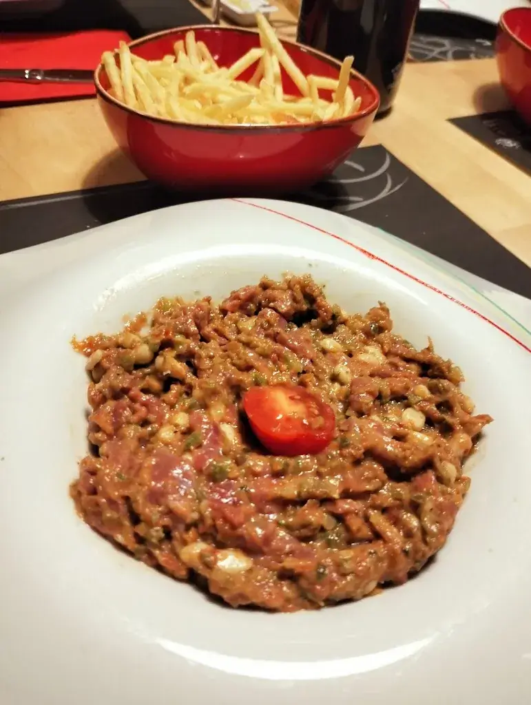 Laura Bochud_ProVino - Le Cellier_Echallens_review