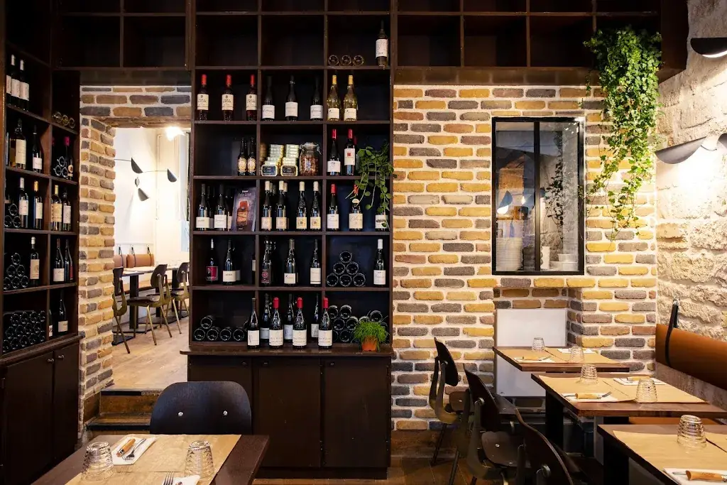 Restaurant Le Cellier restaurant in Paris