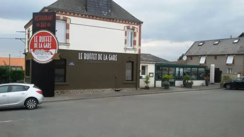 Le Buffet de la Gare restaurant in Montrevault-sur-Èvre