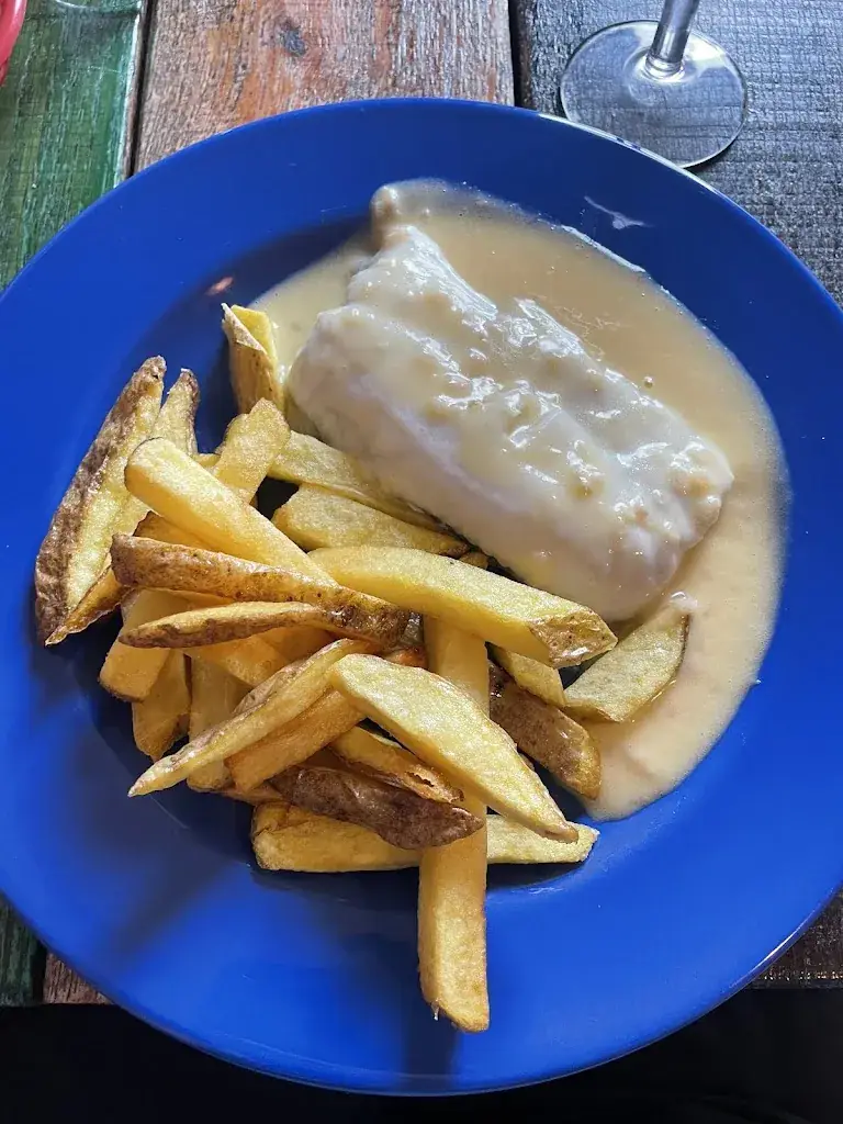 Al Al_RESTAURANT À 2 PAS DU PONT_Montrevault-sur-Èvre_review