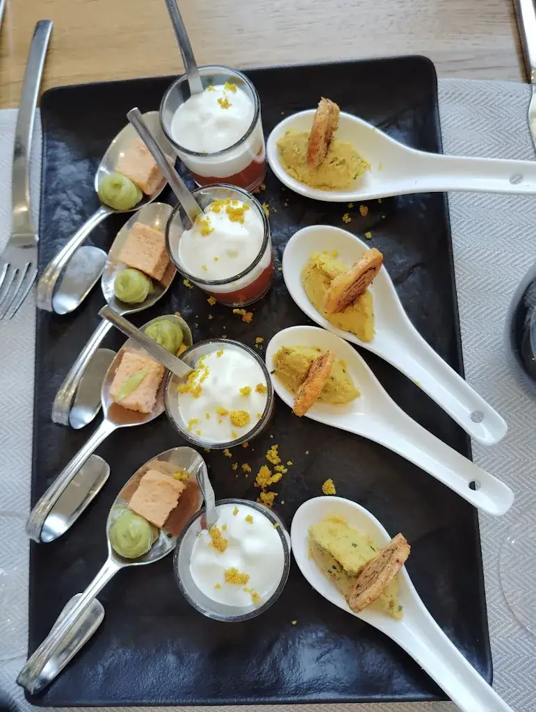 Sam Sam_Restaurant Hall St Lazare_Loroux-Bottereau_review