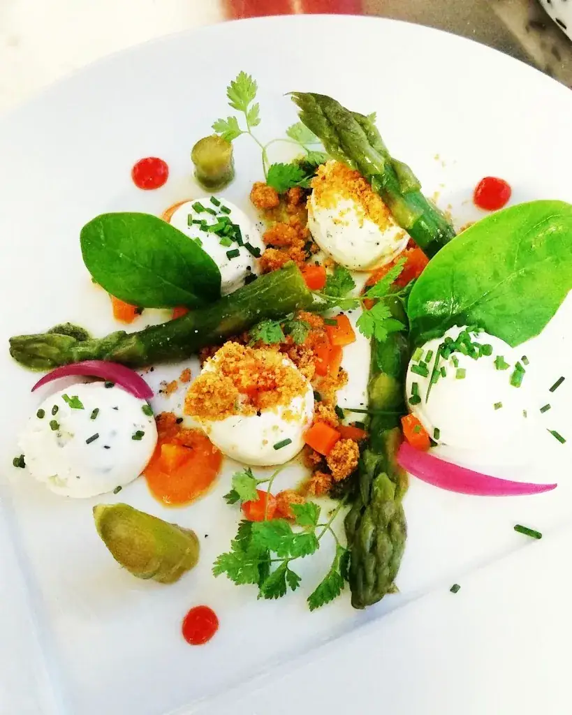 Restaurant Hall St Lazare_Loroux-Bottereau_slider_image_2