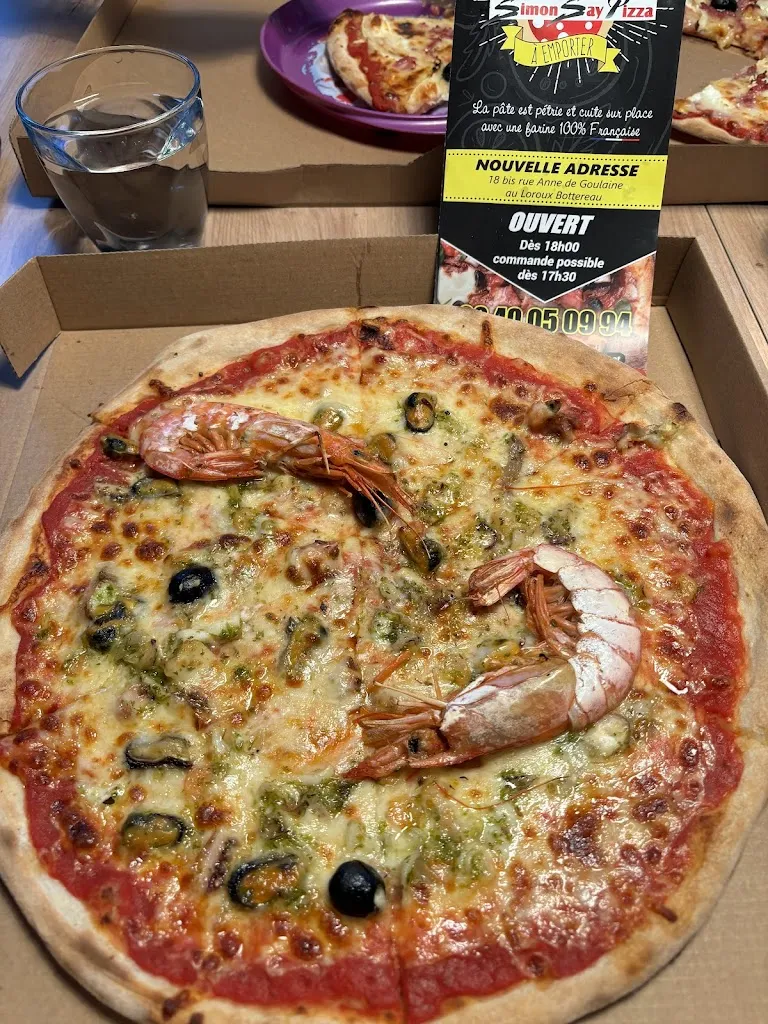 Stephane Tagnon_Simon Say Pizza_Loroux-Bottereau_review