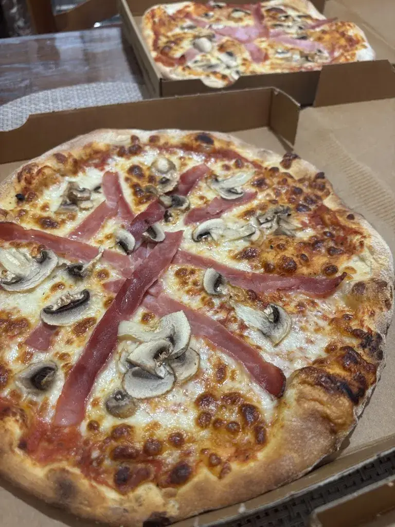 La Toscane_Lavaré_slider_image_1