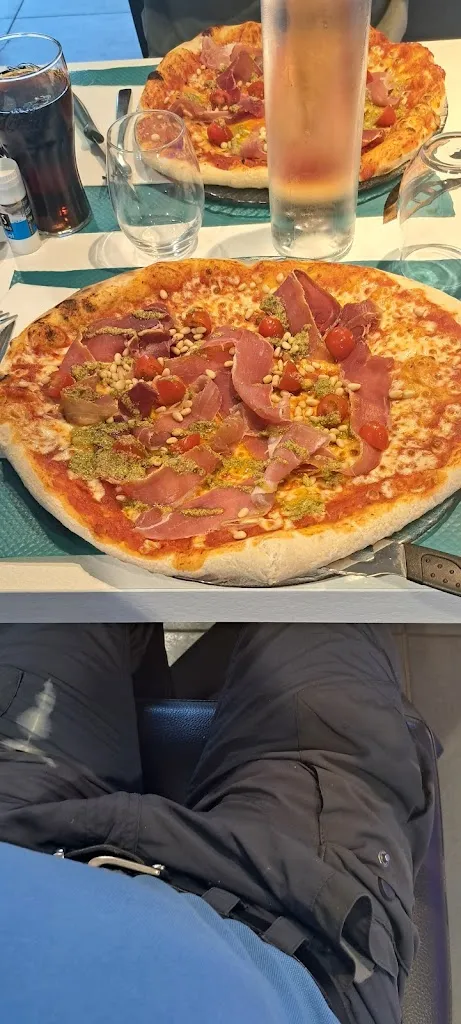 Eric Arcement_IL GUSTO DI NAPOLI_Montmarault_review