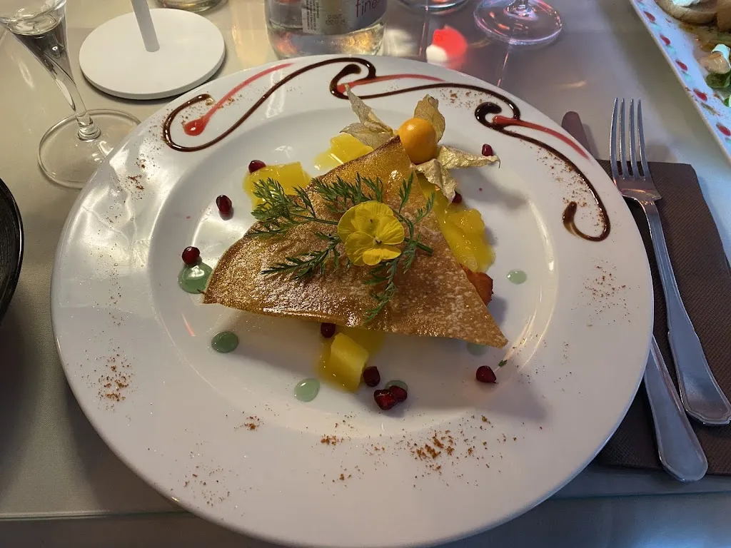 Le Nez Rouge_Mans_slider_image_3