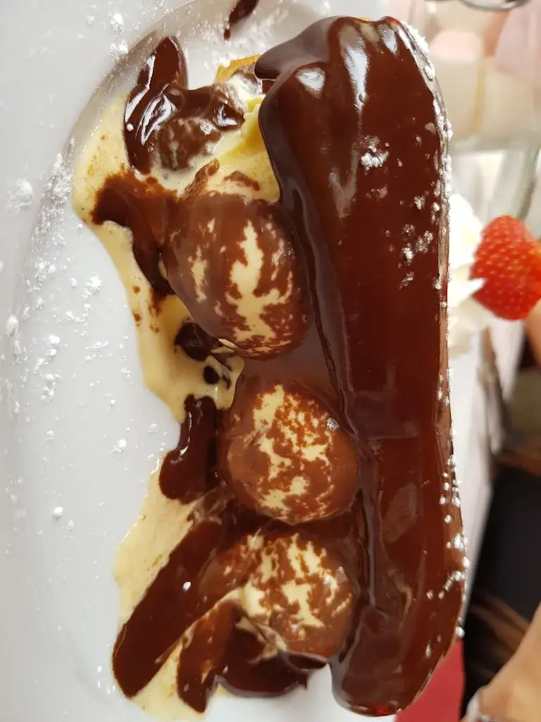 Ask Maya_La Baraque à Bœuf _Mans_review