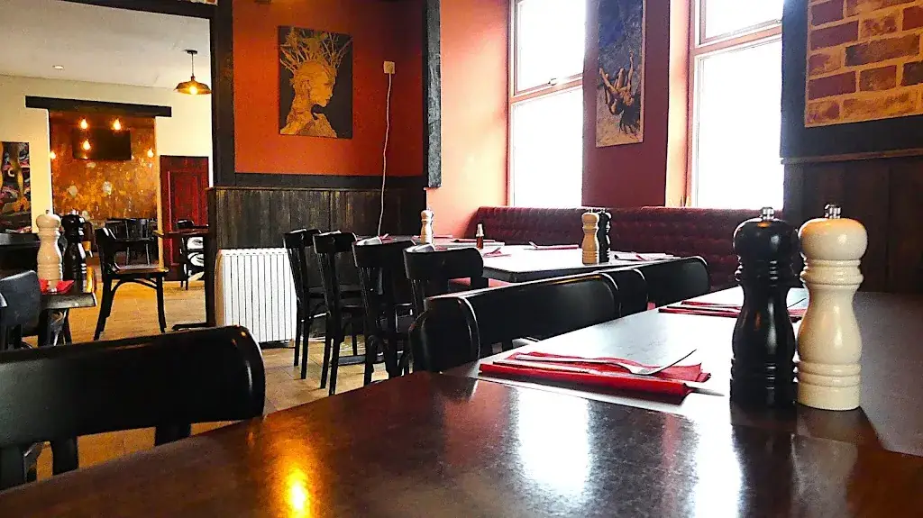 The Rose & Crown restaurant in Lude