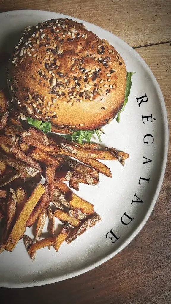 Chez Madame, Monsieur restaurant in Lude