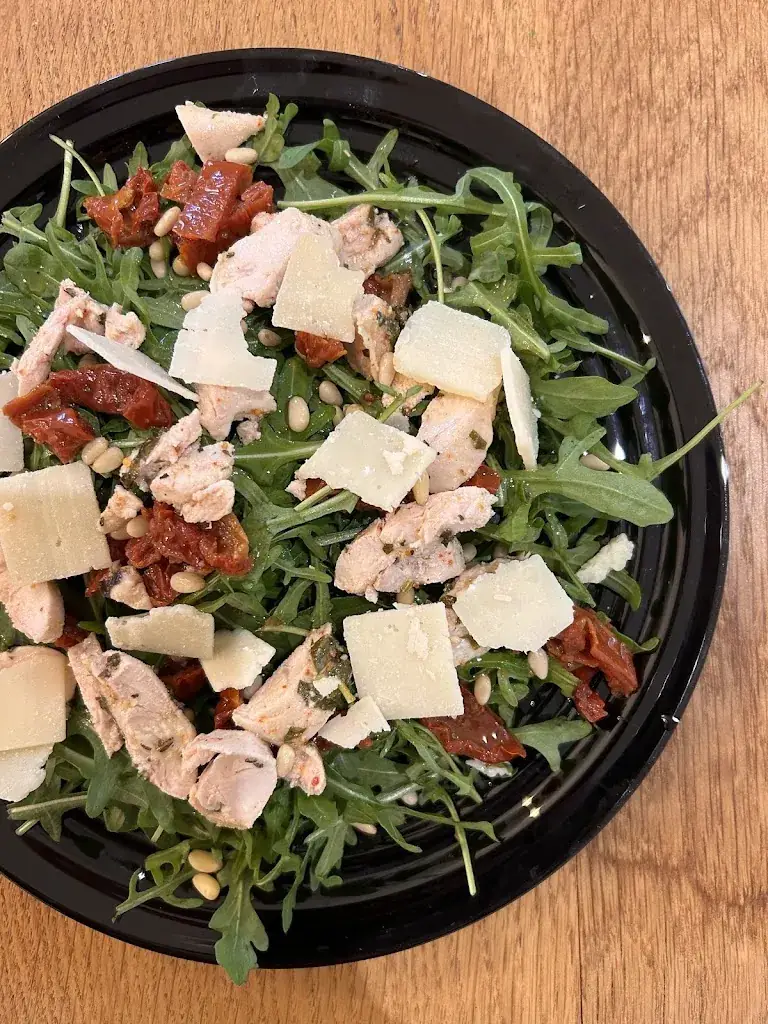 Chez Madame, Monsieur_Lude_slider_image_3