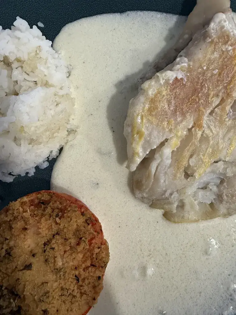 Aticha Gabulon_Logis Hôtel le Bocage_Montmarault_recensione