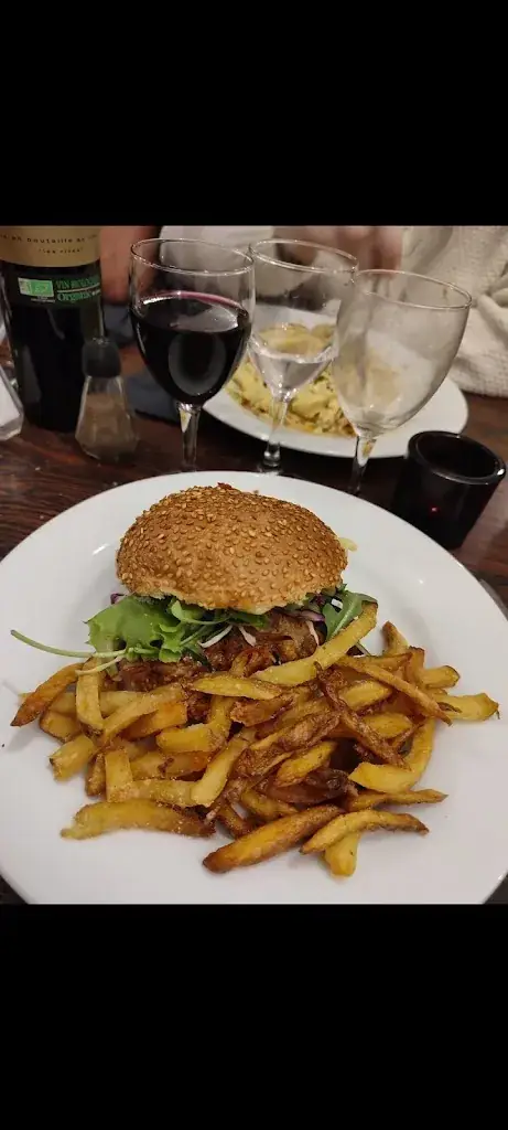 Gwendoline Chartier_Chez Les Filles_Pallet_review