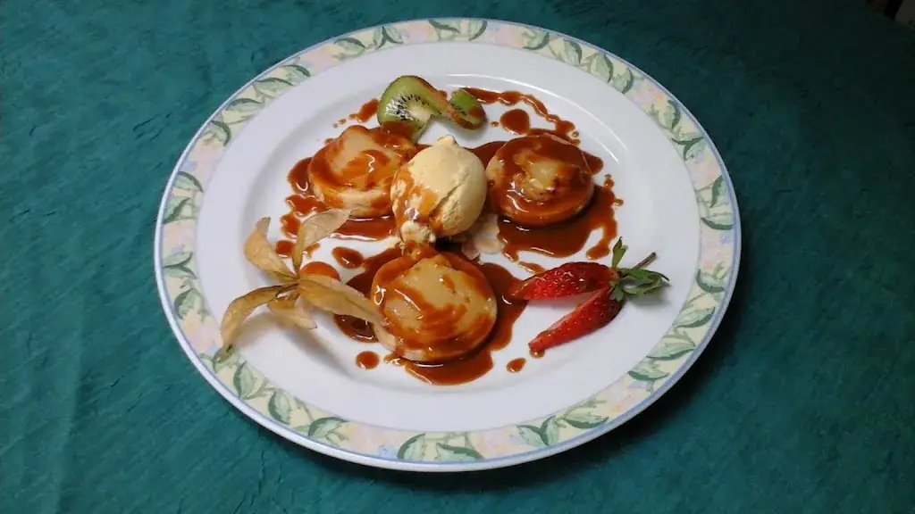 Le Glajou_Perrier_slider_image_2