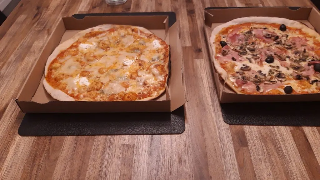 Christine B_Les Douces Pizzas_Plessis-Grammoire_review