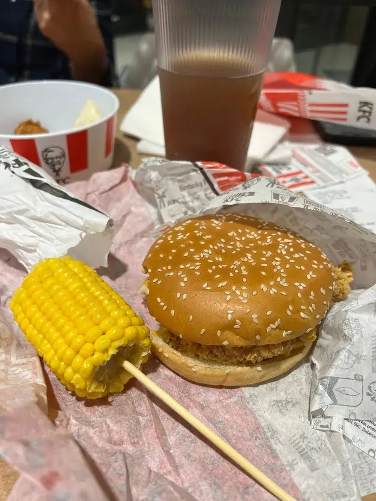 KFC Montmarault Allier_Sazeret_slider_image_2