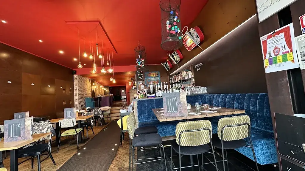 Café Jules restaurant in Pouliguen