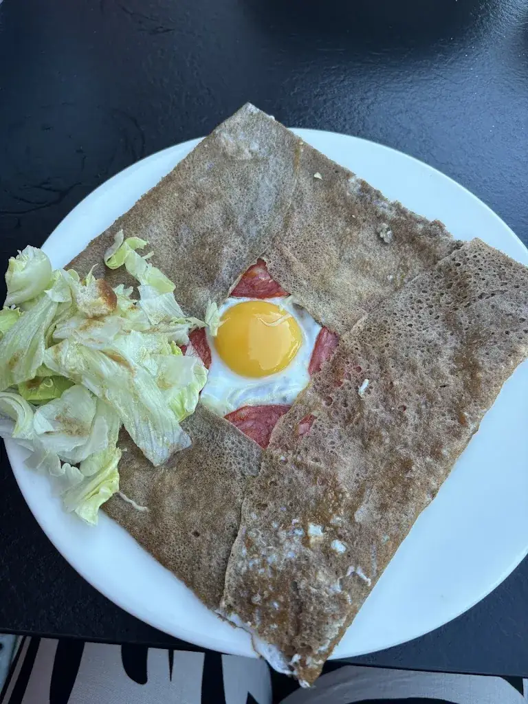 Marine Wolfe_Restaurant La Martinière_Pellerin_review