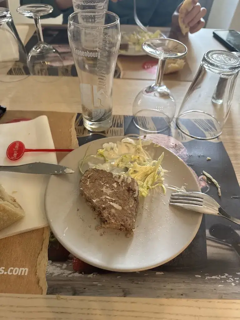 Quentin Lepand_C La Pause_Saint-Marcel-en-Murat_review