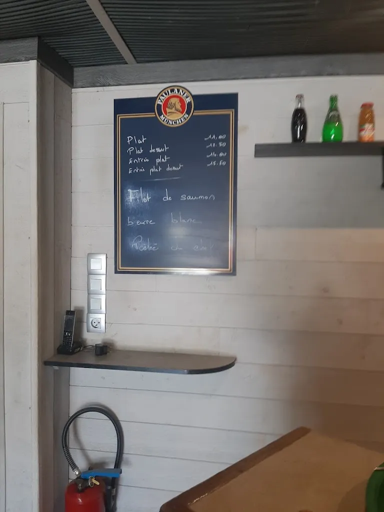 Antoine Perrigot_La Boule d'Or_Temple-de-Bretagne_review