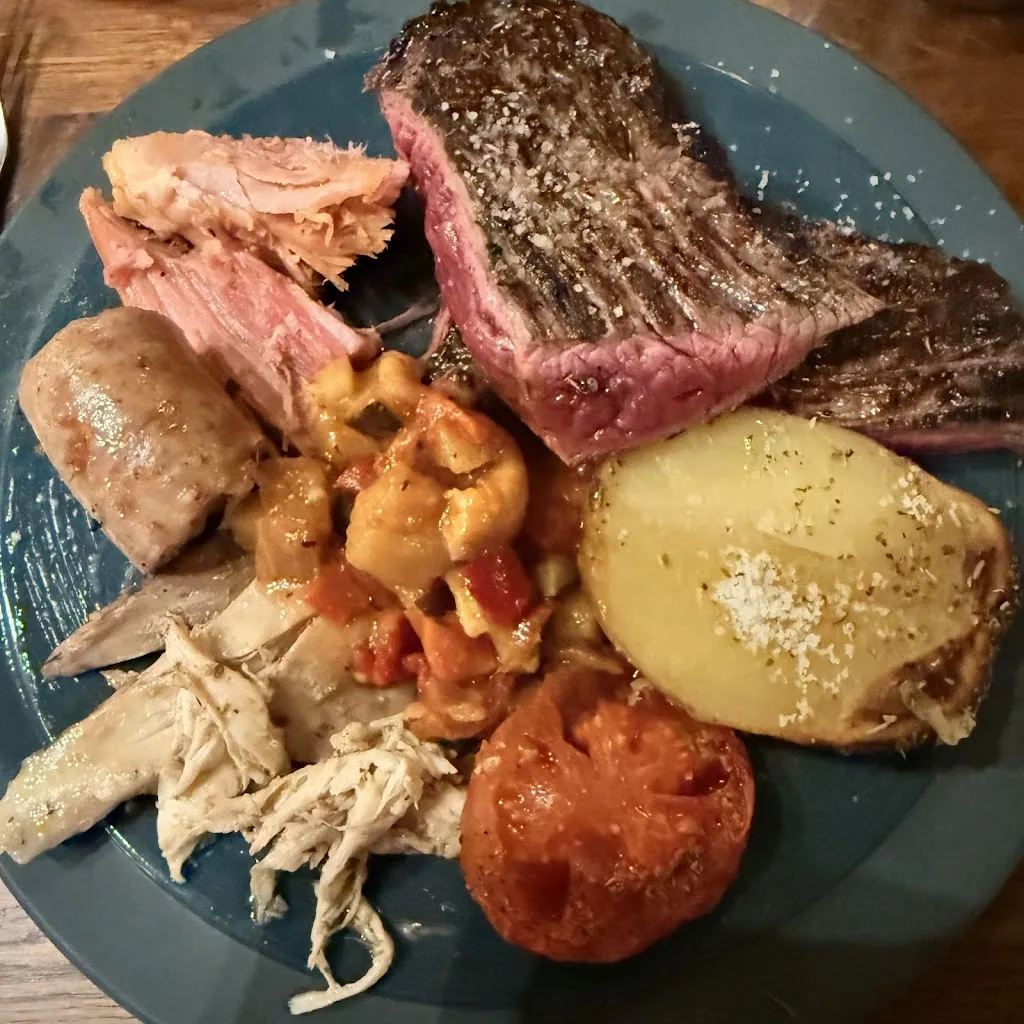 The 2 Crowns_Epesses_slider_image_3