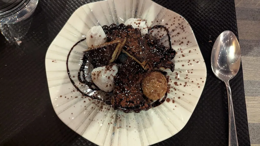 Divers Gens_Moulins_slider_image_3