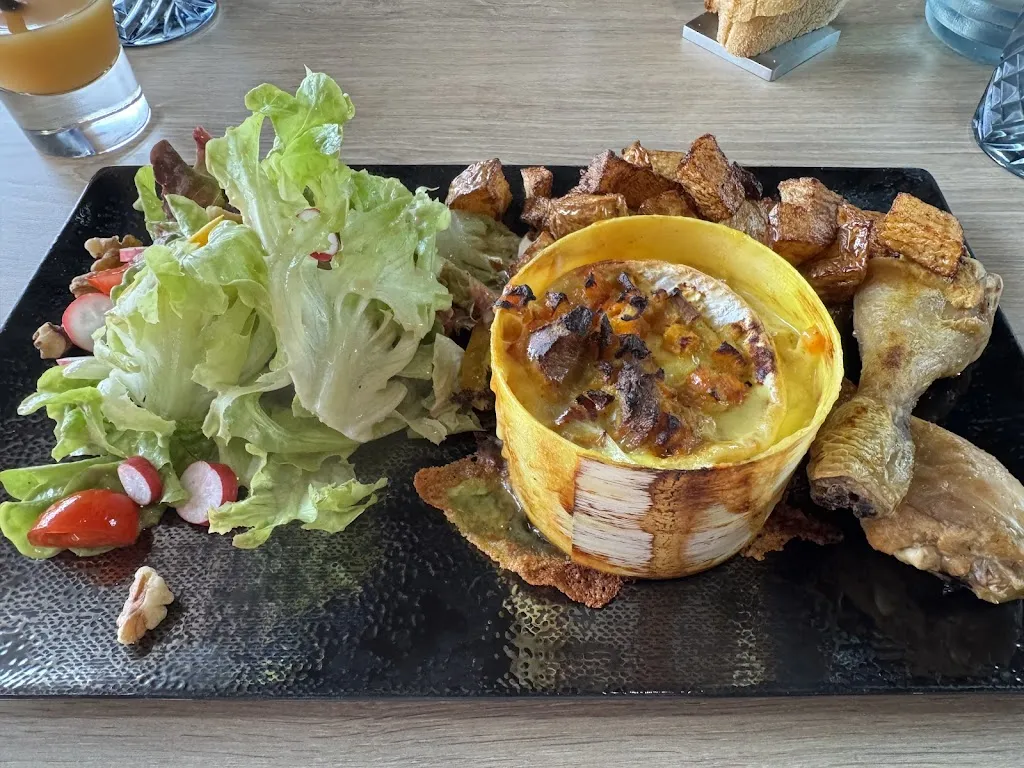 Raki_Restaurant Let it Brie._Herbiers_review