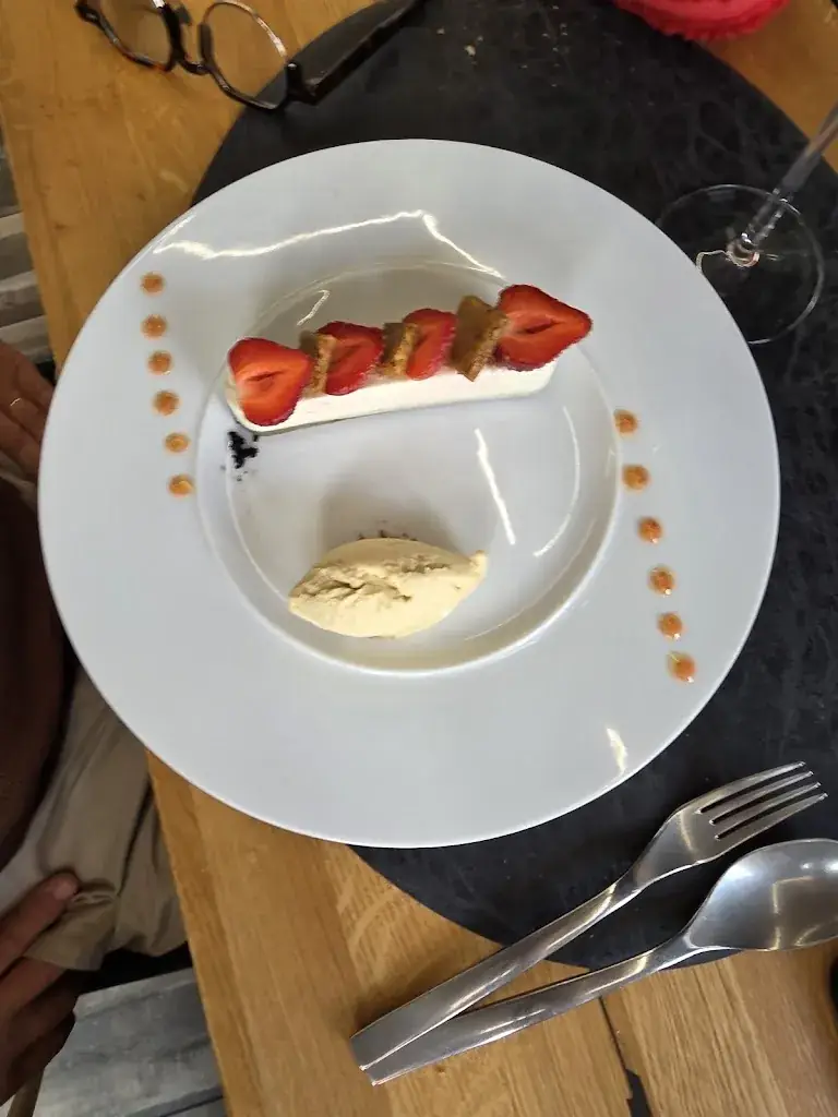 Lydie Avoine_Aroma_Herbiers_review